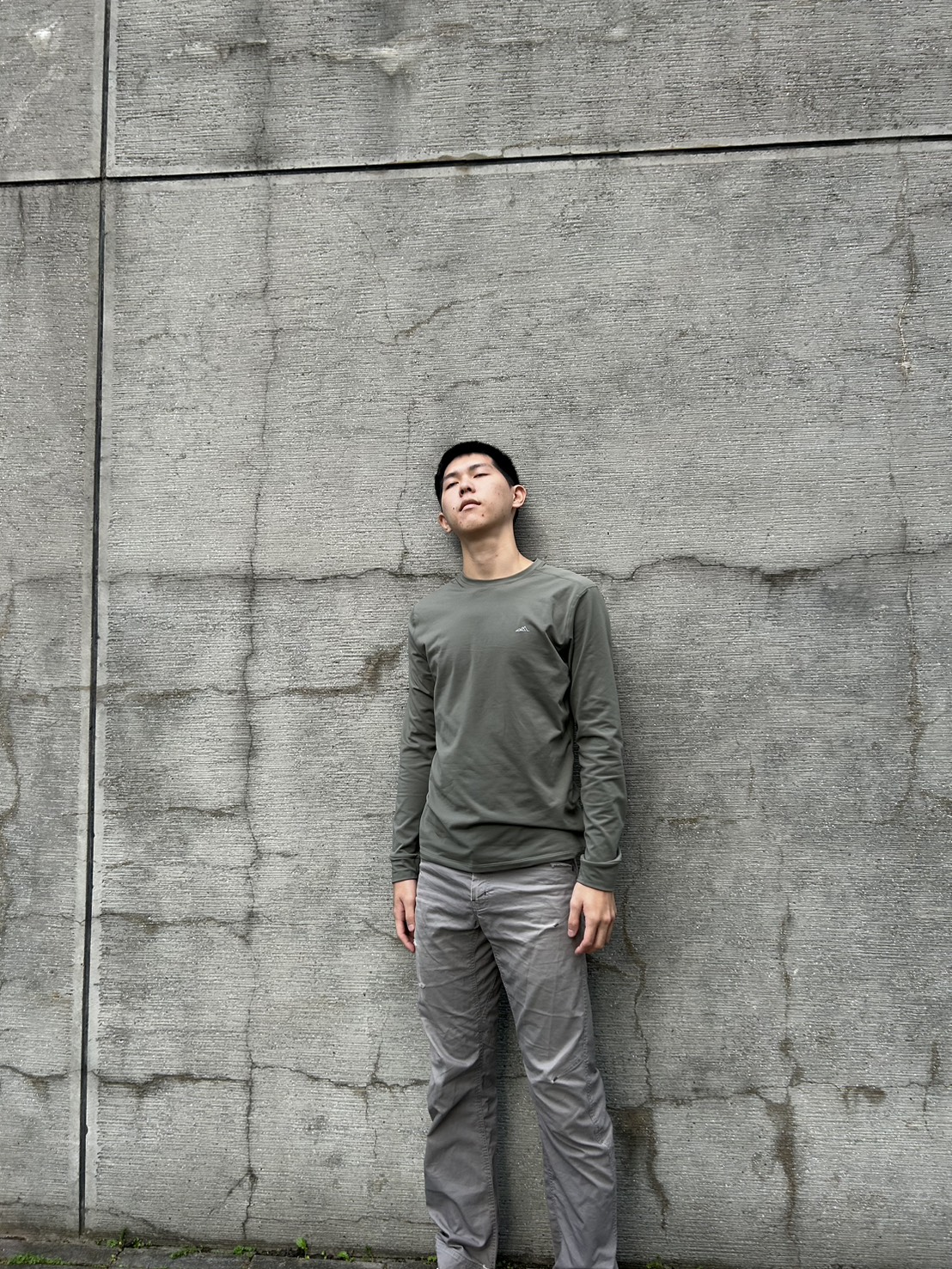 2024織宇男圓領輕刷毛排汗衣