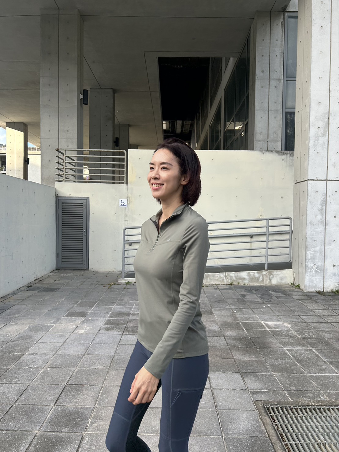 2024織宇女半門襟刷毛衣