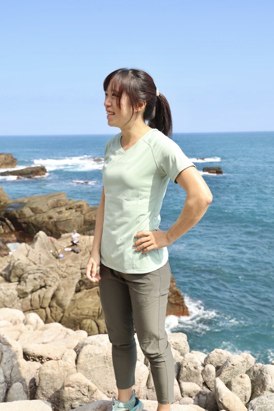 25/26 四季BSY Feather女款防蚊排汗V領短袖