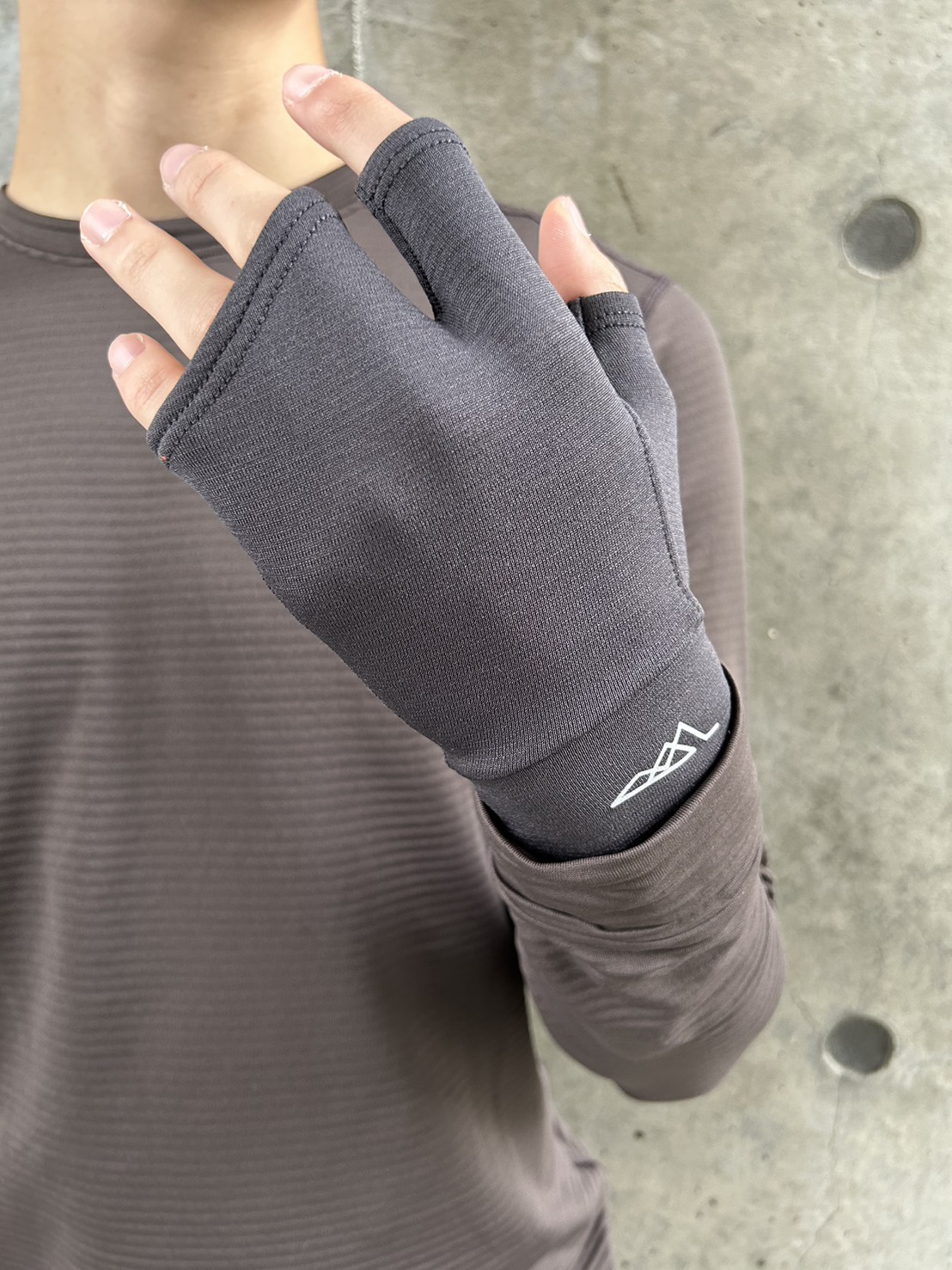 25/26羊毛混紡男三指手套