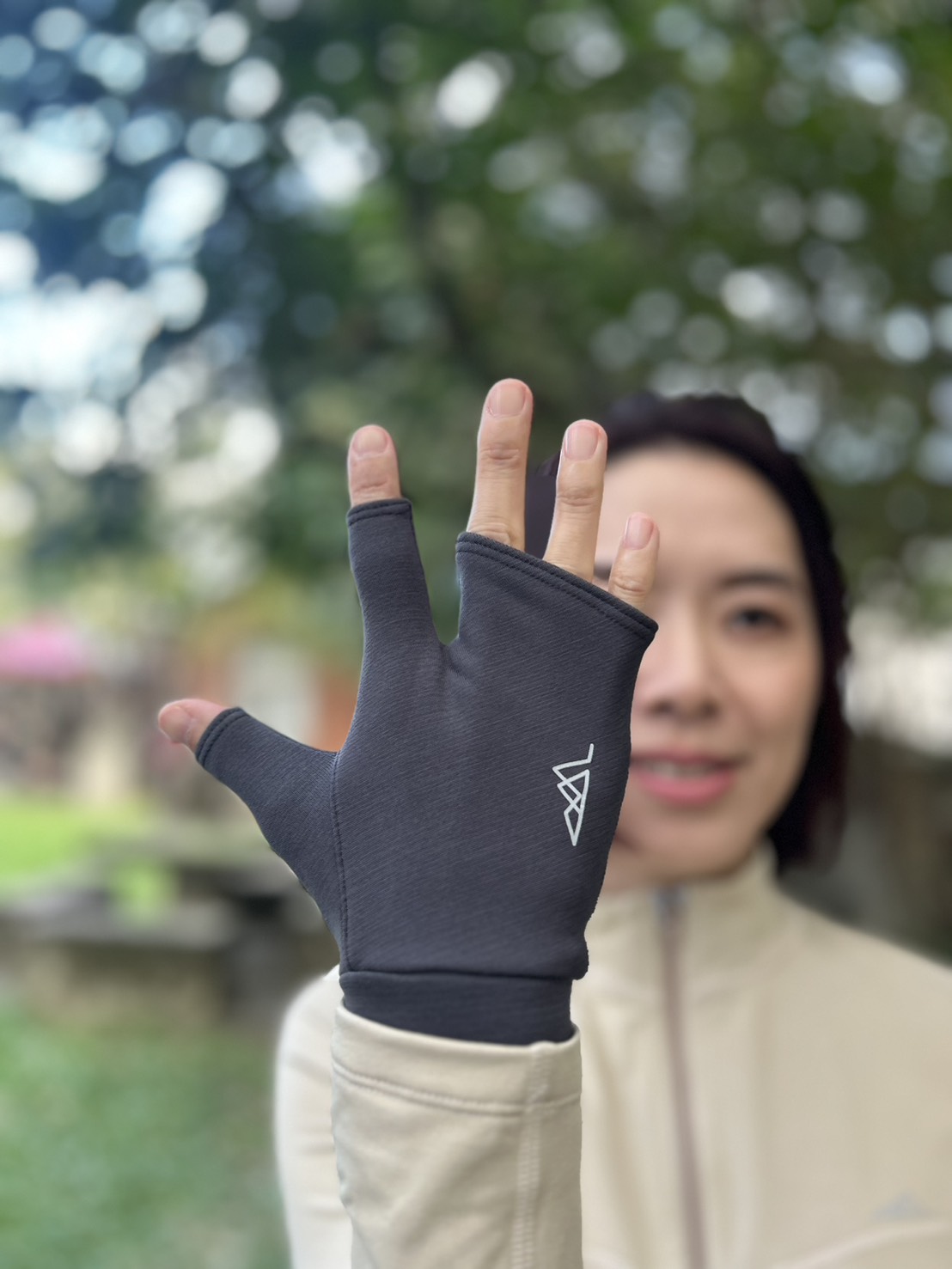 25/26羊毛混紡女三指手套