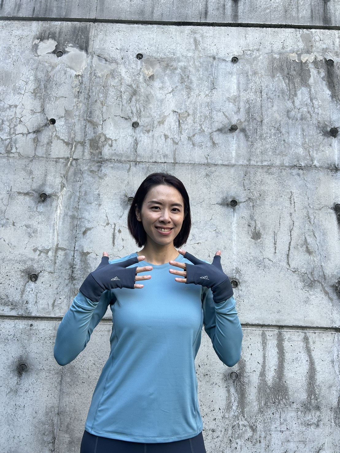 25/26羊毛混紡女三指手套